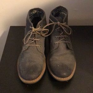 Penguin, Size 11, Good Condition